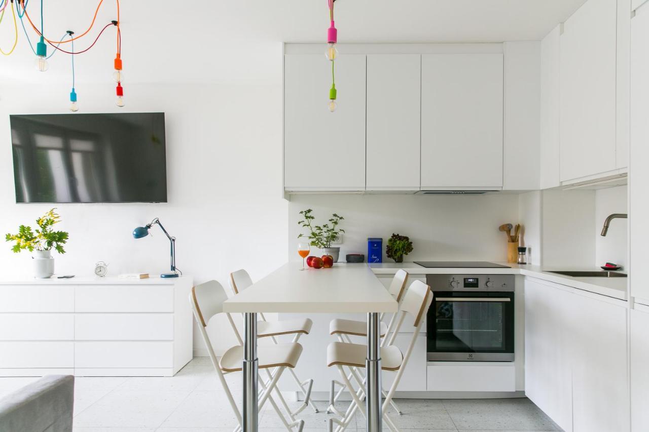 Tree&Lake Apartament Warszawa زابكي المظهر الخارجي الصورة