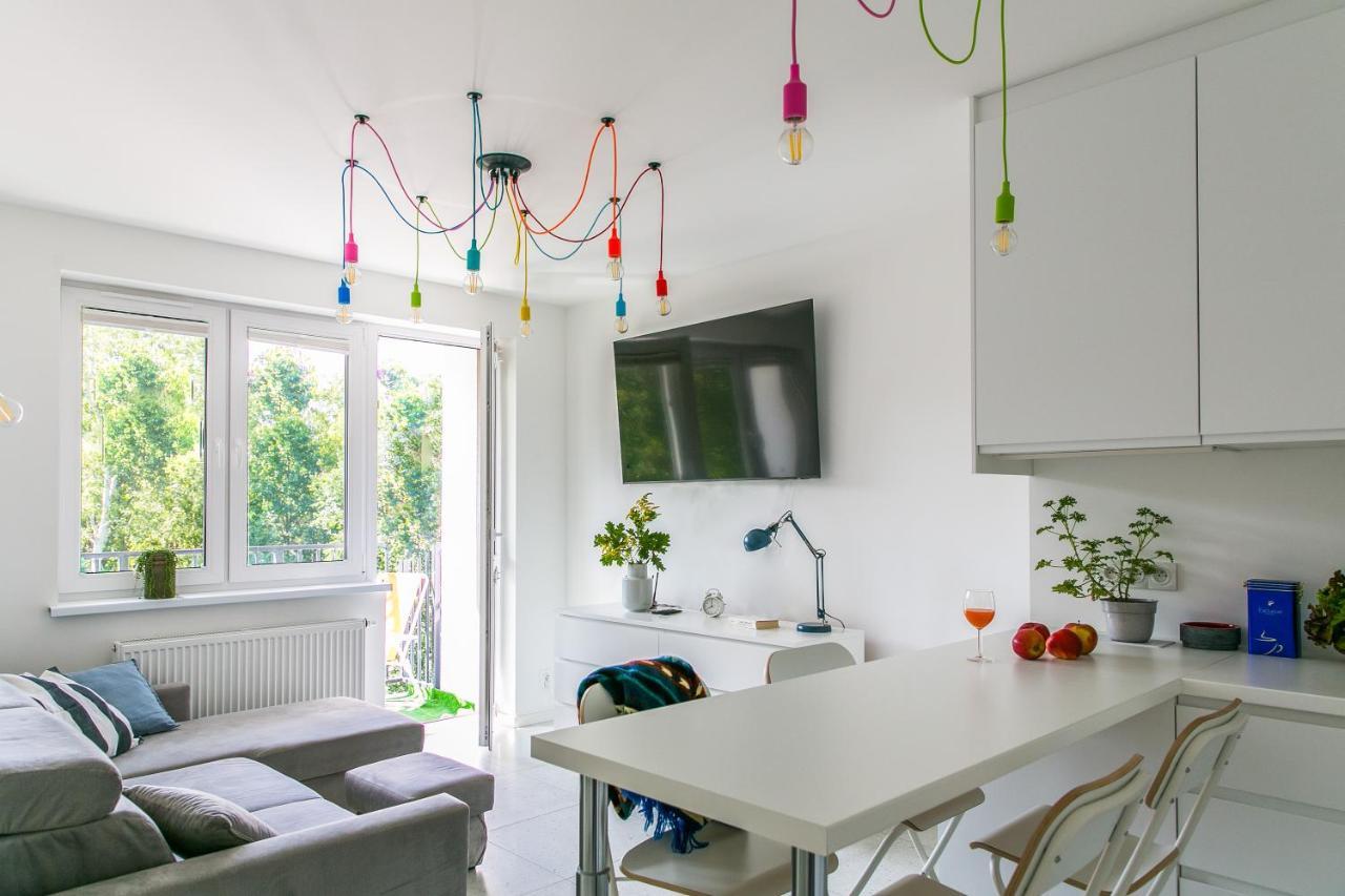 Tree&Lake Apartament Warszawa زابكي المظهر الخارجي الصورة